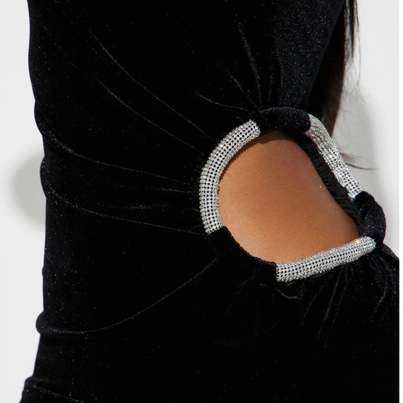 Jewel Velvet Gown - Black - Picture 3 of 3